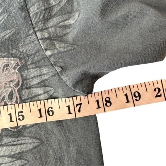 The Rolling Stones All Over Graphic Short Sleeve Gray T Shirt Small - Picture 4 of 7